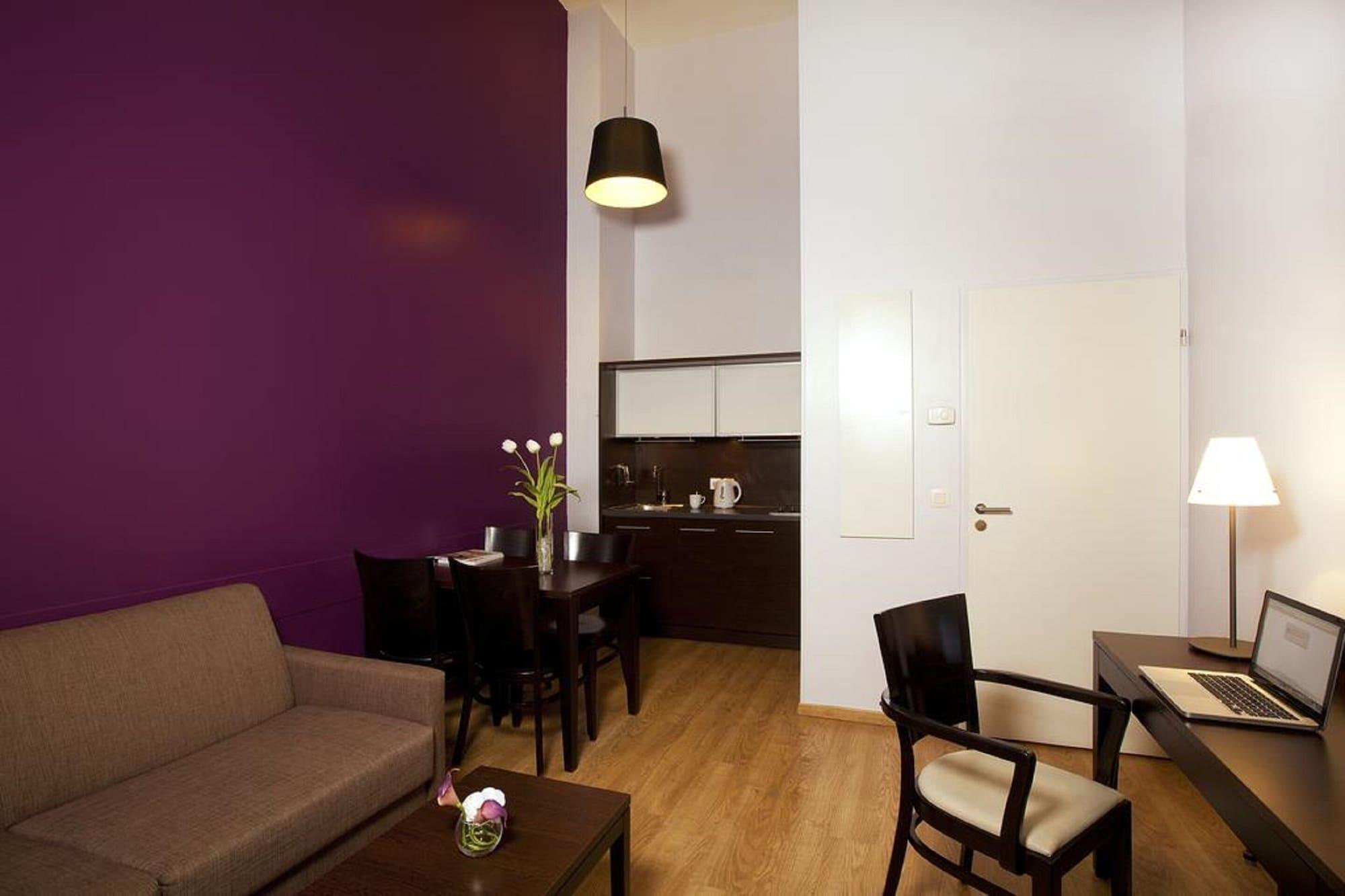 Residhome Grenoble Caserne De Bonne Экстерьер фото