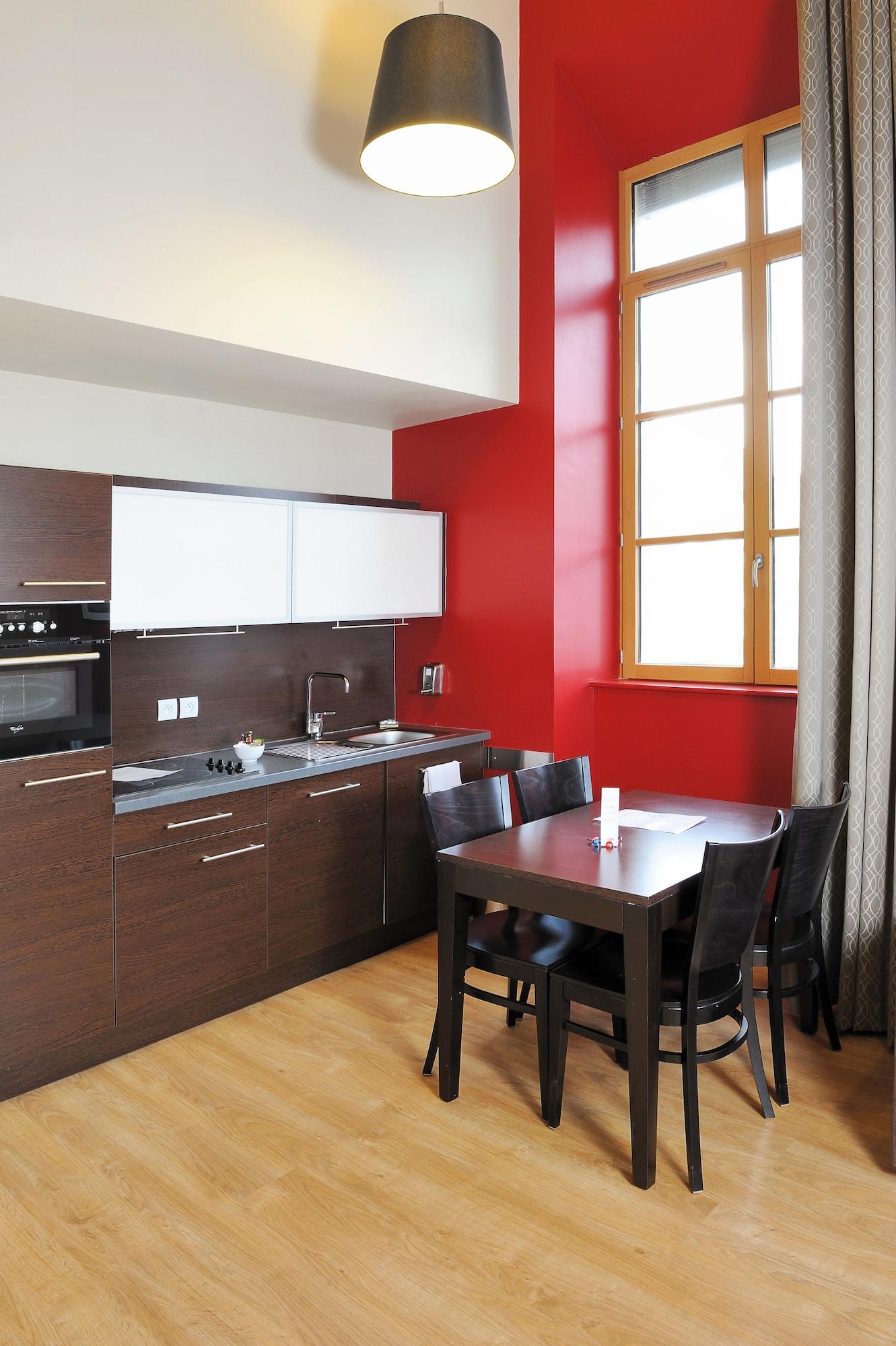 Residhome Grenoble Caserne De Bonne Номер фото