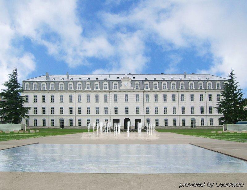 Residhome Grenoble Caserne De Bonne Экстерьер фото